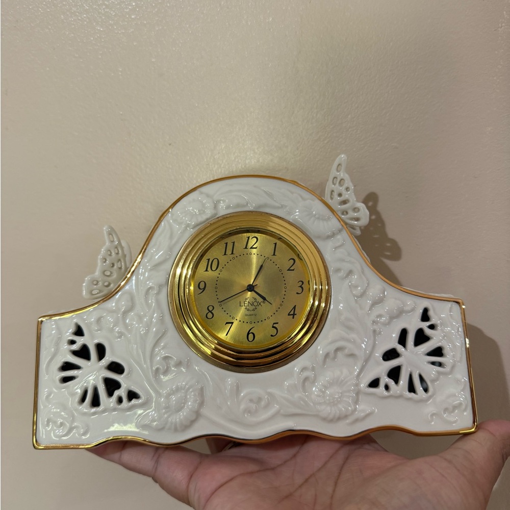 LENOX CHIPPENDALE BATTERY‎ MANTLE IVORY GOLD BUTTERFLIES AND LACE RARE!